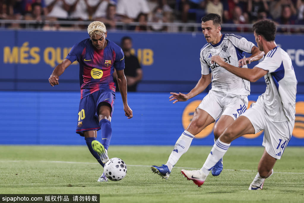 西甲焦点战：莱万特VS巴萨，亚马尔能否延续出色状态？比分预测与深度分析